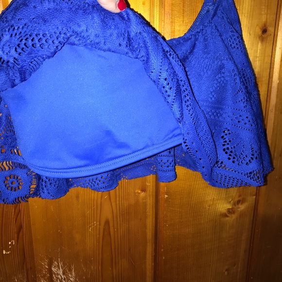 Kenneth Cole Reaction swim top - Picture 3 of 6